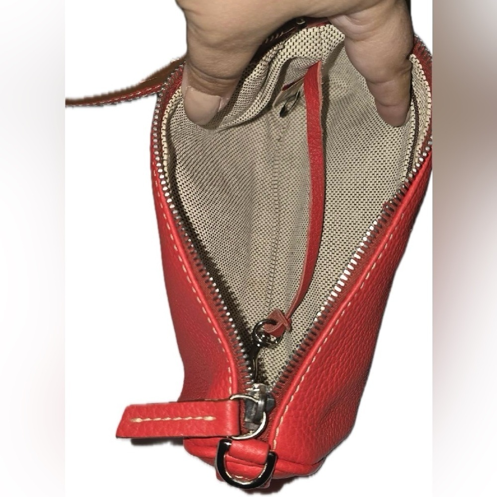 Dooney & Bourke Red Clutch Wristlet Leather - Picture 9 of 15